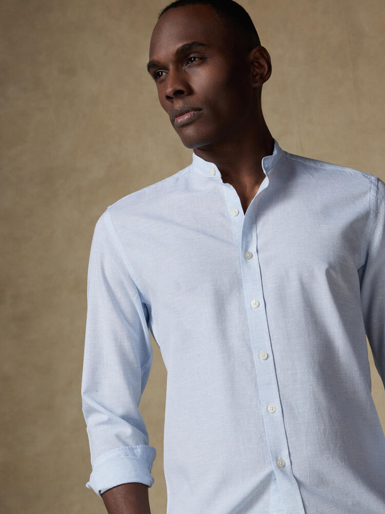 Chemise cintrée col mao Wayne en lin ciel Outlet