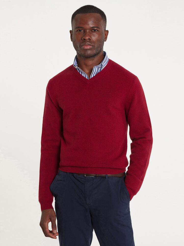 Col V rouge en lambswool Pulls homme